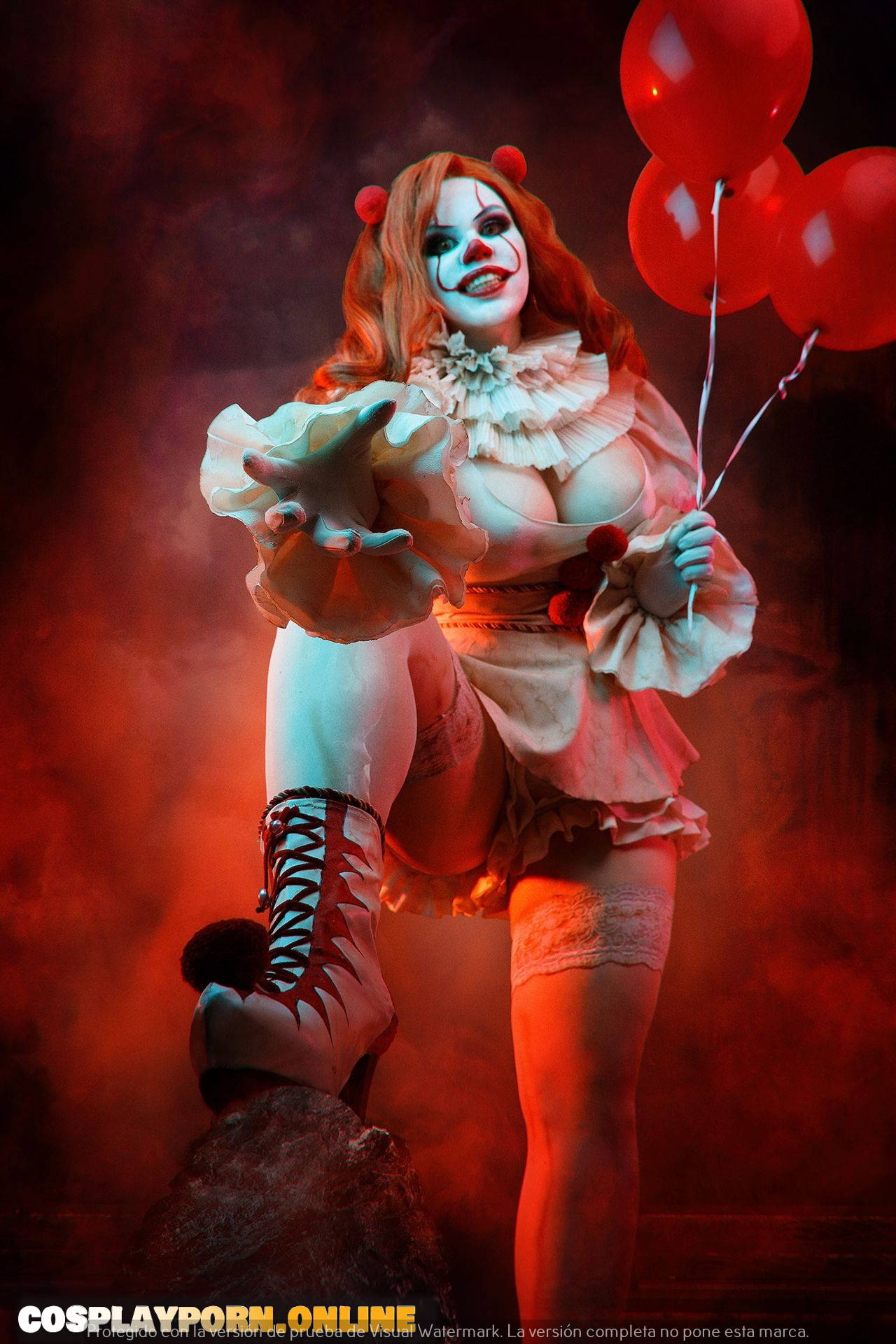 AliceCosplay-Pennywise open pussy