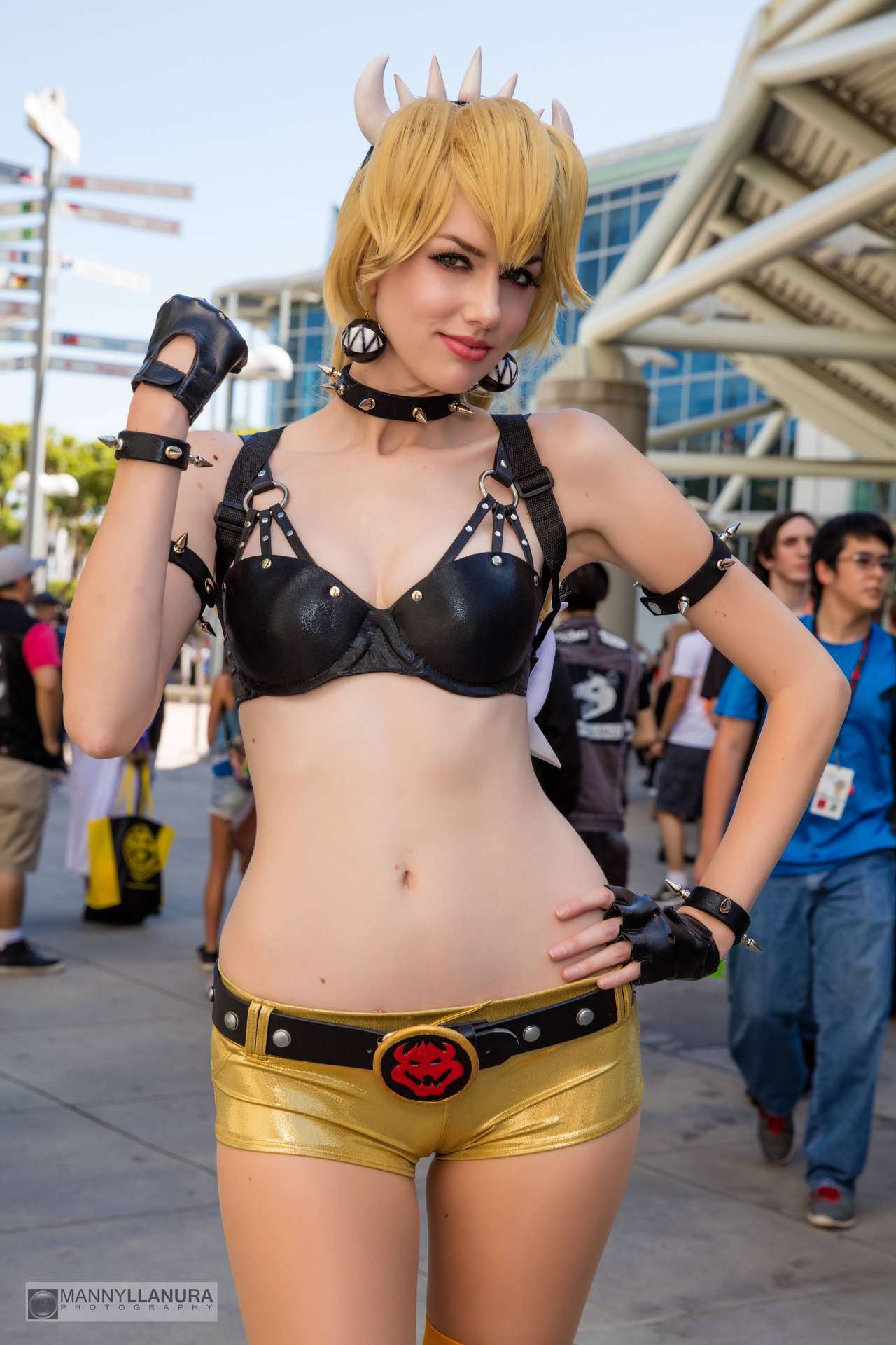 Queen Koopa Peach by Manzinat0r