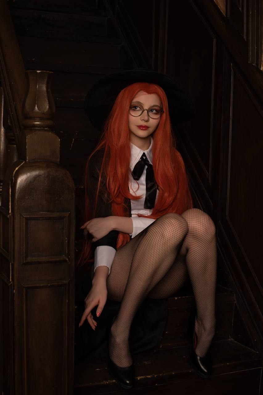 Tsuki Desu – Sylvia Sherwood